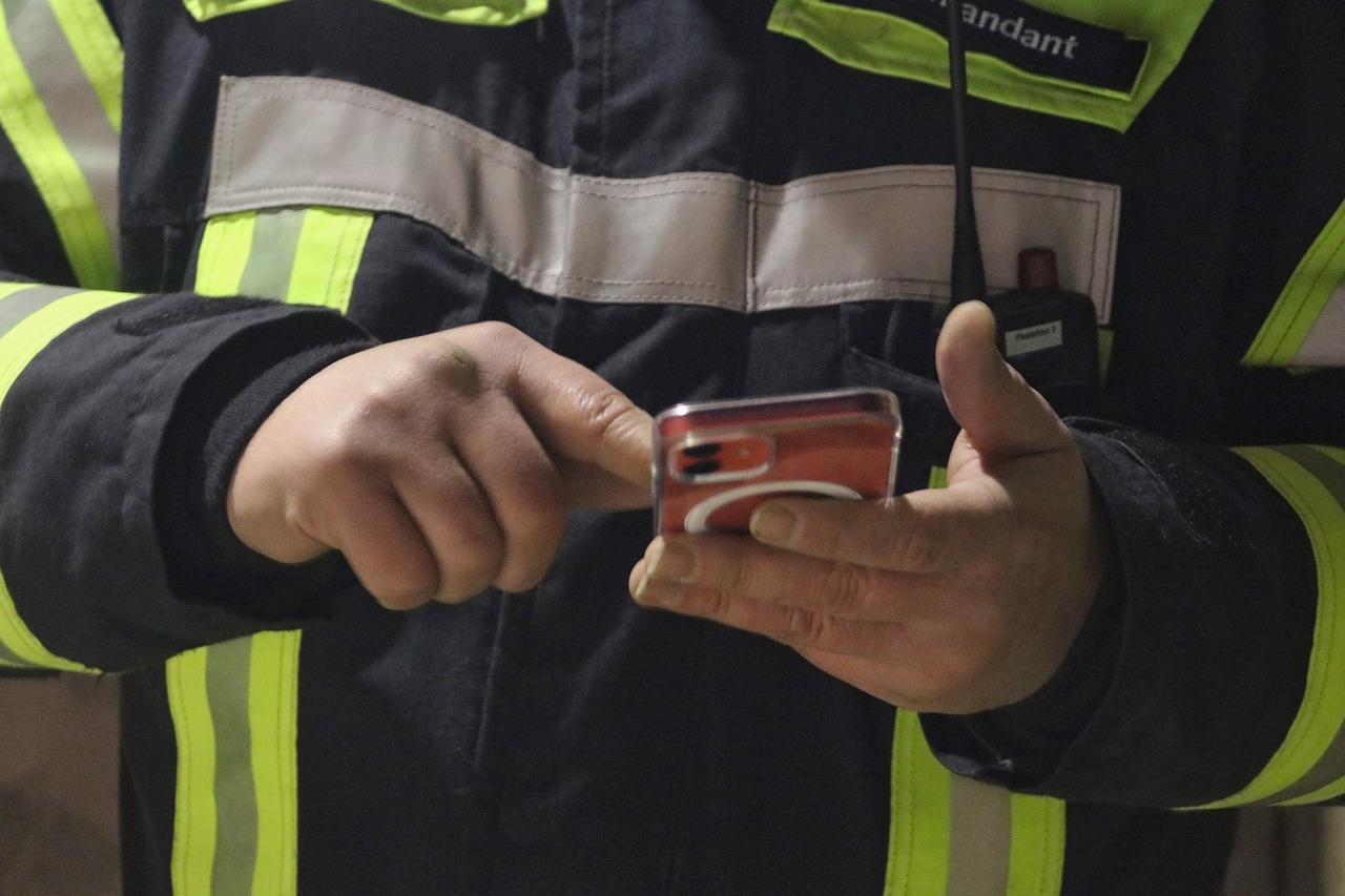 fire fighters 5923453 1280